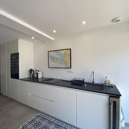 La Des Lauriers Vila *