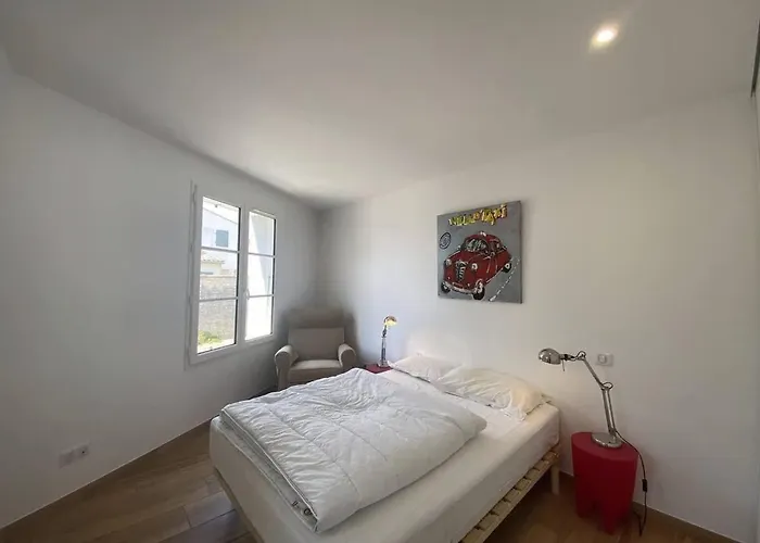 La Des Lauriers Vila